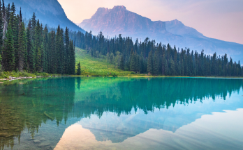 Canadian landscape in Banff, Alberta Canadian landscape in Banff, Alberta