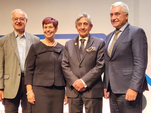 Elias Ghannoum with SCC leaders.